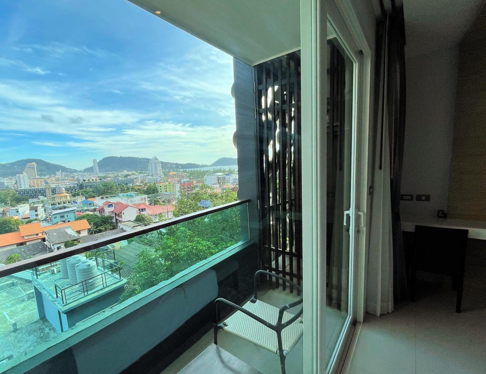 Emerald Terrace Apartments By Lofty Patong Bagian luar foto
